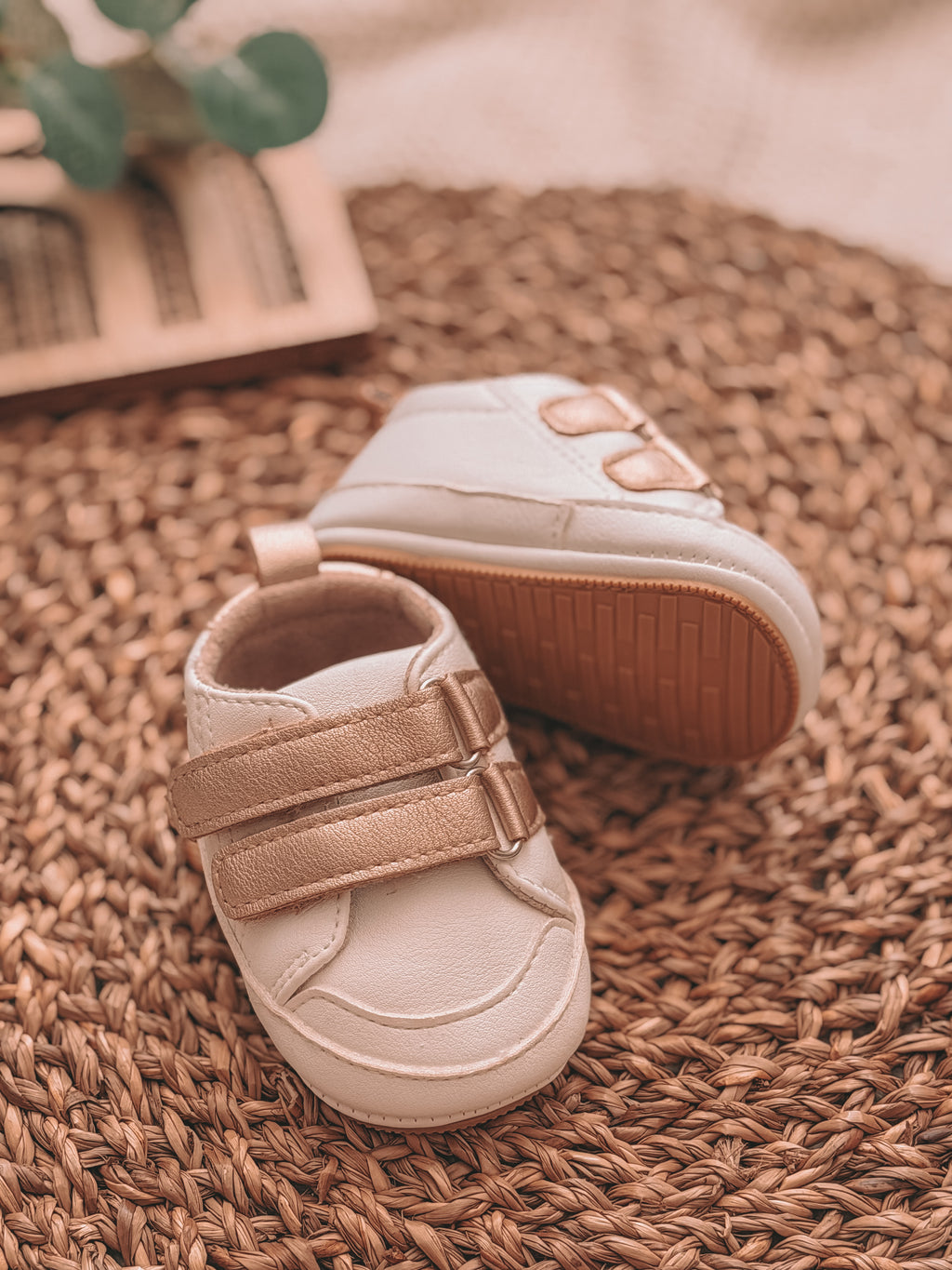 Gold Metallic Sneackers (Unisex)