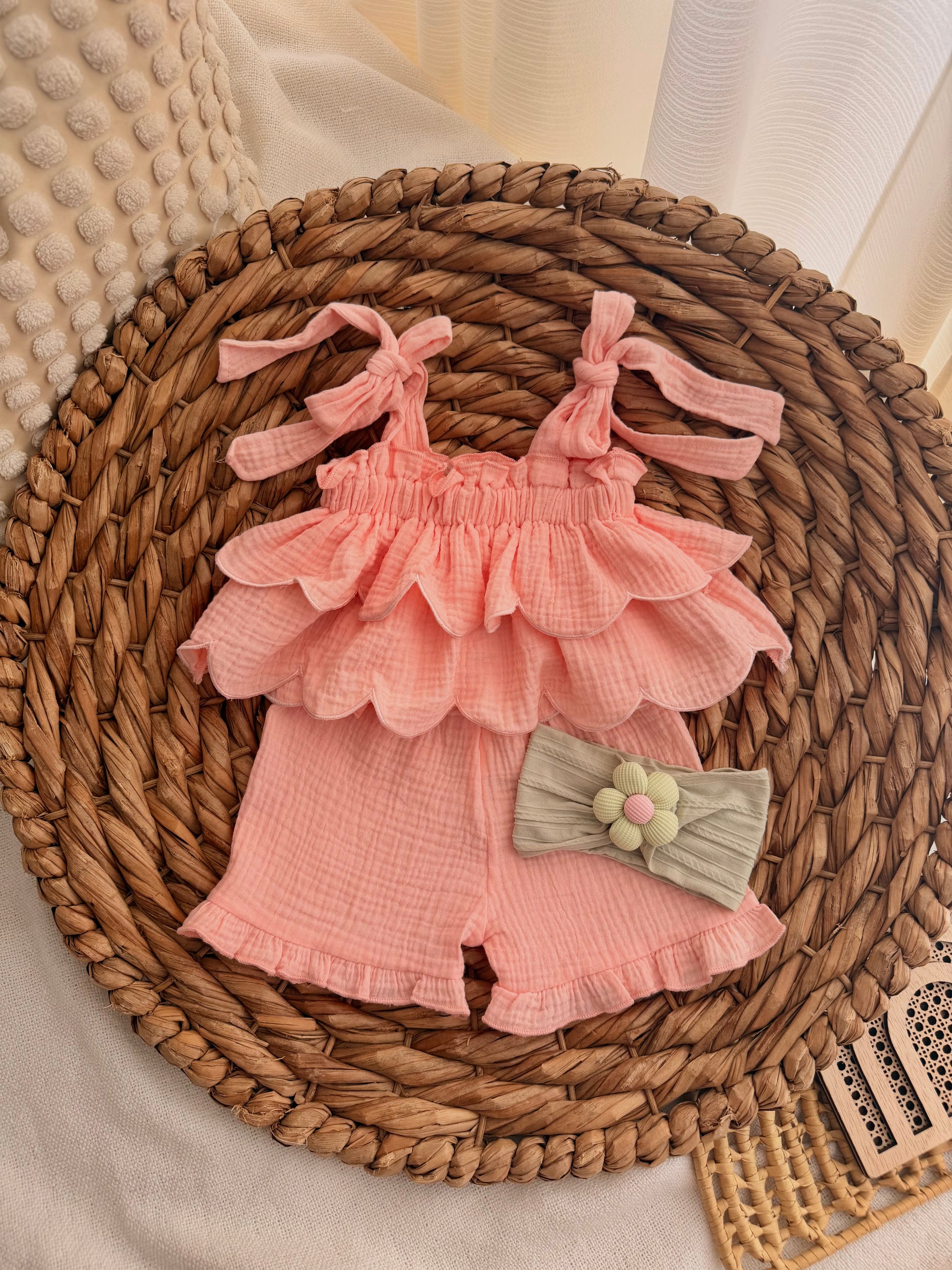 Rose Petal Ruffle Set